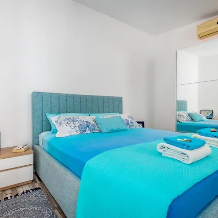Nautica Apartment *