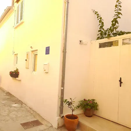 Nautica Apartment